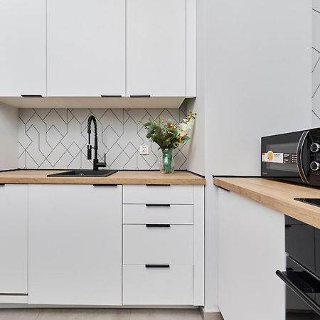 Nowa Manufaktura Apartment Wroclaw Krzyki By Noclegi Renters מראה חיצוני תמונה