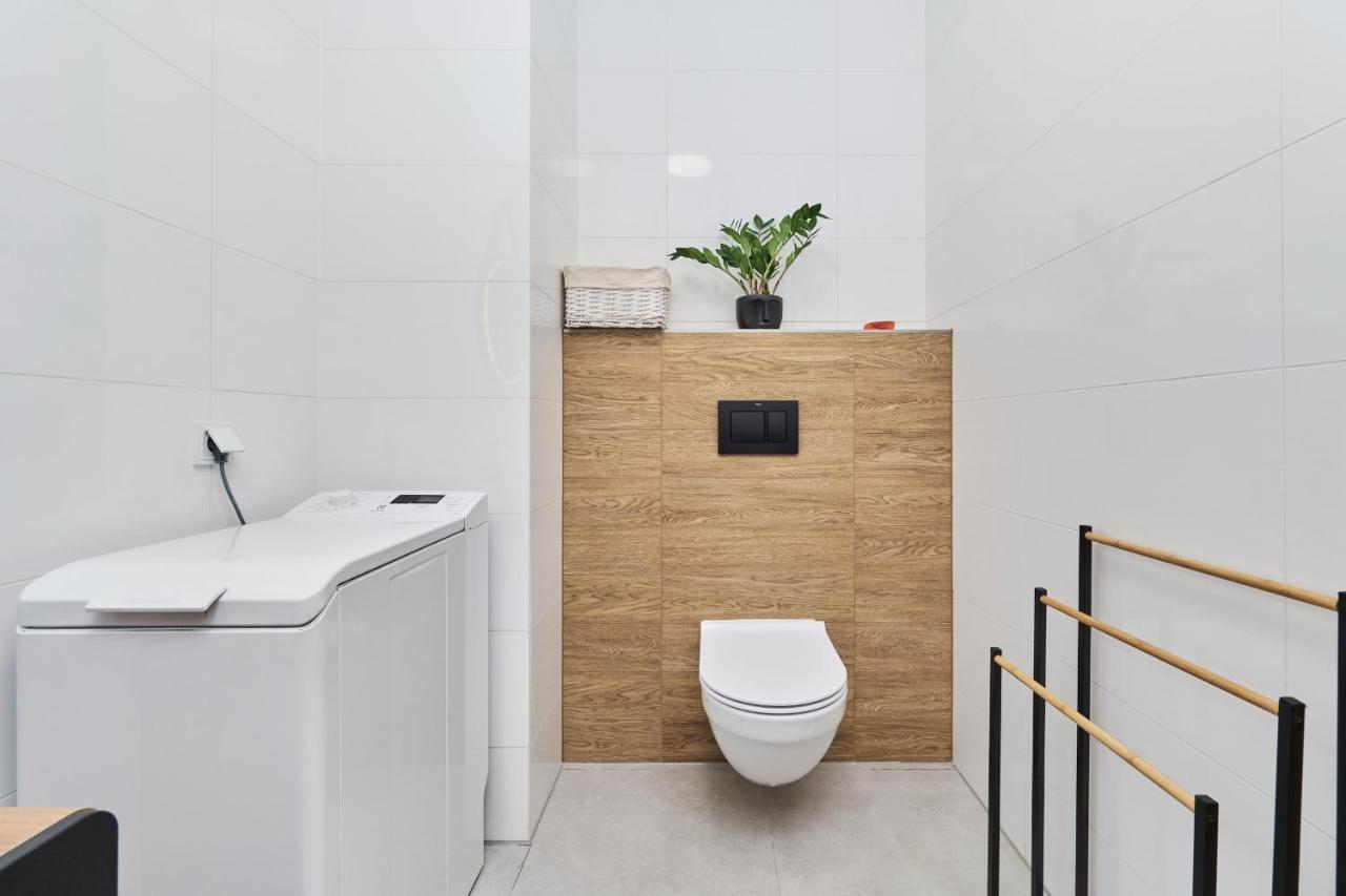 Nowa Manufaktura Apartment Wroclaw Krzyki By Noclegi Renters מראה חיצוני תמונה